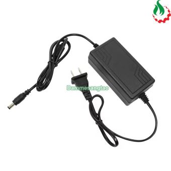 Sạc 4S 14.6V 2A dùng cho pin sắt Li-Fe 3.2V