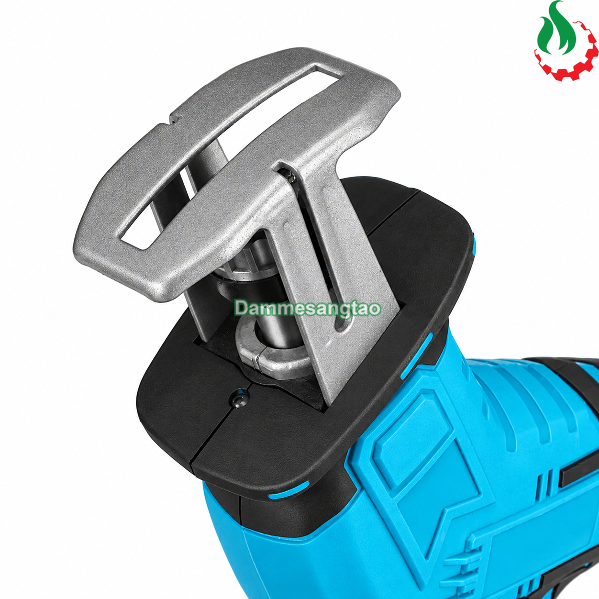 Máy cưa kiếm pin 18V XS-300 có chổi than kèm 4 lưỡi chân phổ thông